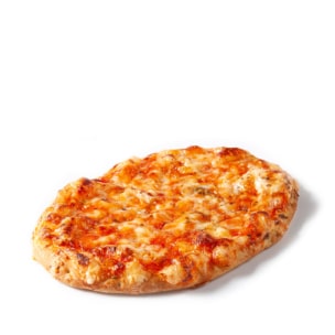 Eine ganze Käsepizza mit einer goldenen, blubbernden Kruste und geschmolzenem Käse, fotografiert auf einem weißen Hintergrund.