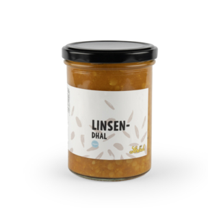 Ströck Linsendhal, herzhafter Eintopf aus roten Linsen, Süßkartoffeln und Tomaten mit Ingwer-Chili-Note.
